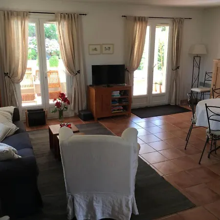 Villa Maison Cosy Avec Piscine Privee, Proche Plage Et Commerces, Ste Maxime - Fr-1-768-40 *